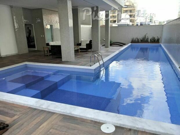 Piscina em L