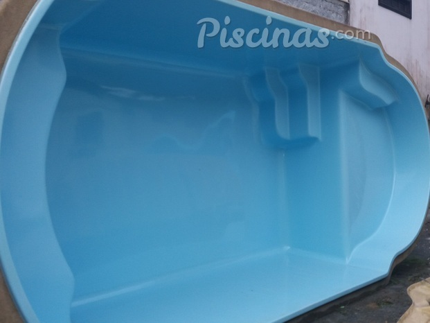 Piscina de fibra