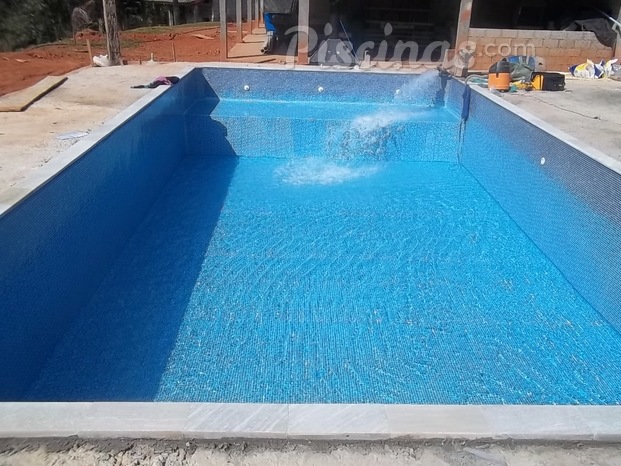 Piscina terminada em Guararema