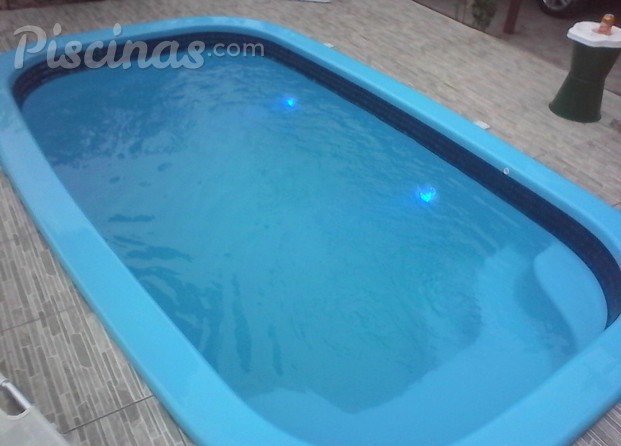 Piscina de fibra